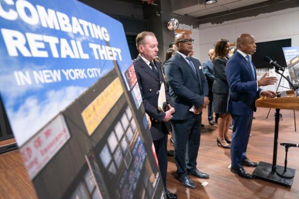 Mayor Adams speaks during a press co<em></em>nference on efforts to reduce shoplifting on May 17, 2023. (Barry Williams for New York Daily News)