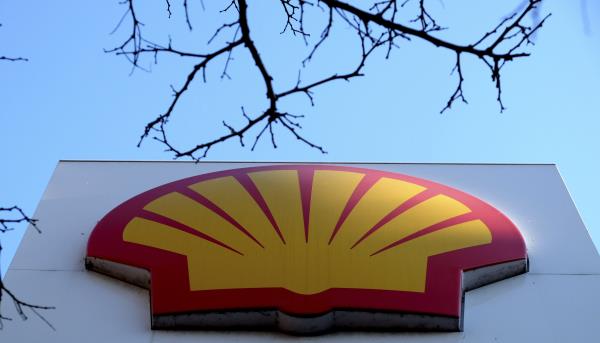 FILE - The Shell logo at a petrol station in Lo<em></em>ndon on Jan. 20, 2016. Energy giant Shell said Thursday, May 4, 2023, that it earned nearly $10 billion in the first quarter, becoming the latest fossil fuel company to post strong financial results despite sliding oil and gas prices. (AP Photo/Kirsty Wigglesworth, File)