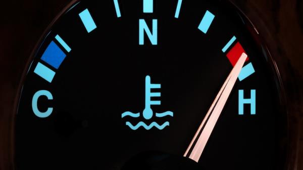 yellow check engine symbol in speedometer