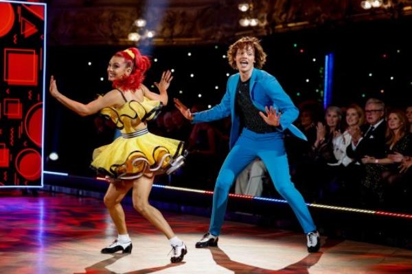 Bobby Brazier, Dianne Buswell