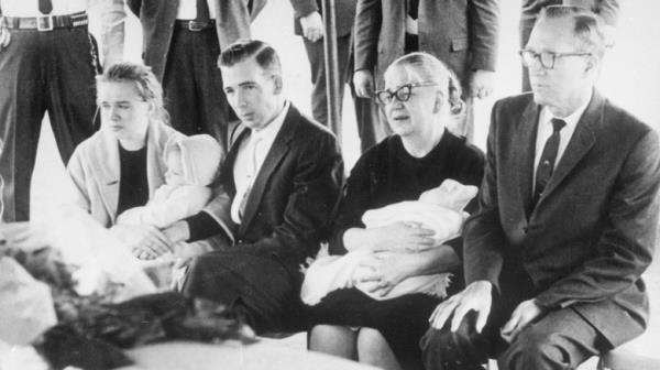 Lee Harvey Oswald funeral mourners coffin