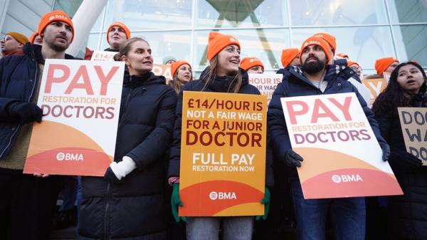 Junior doctors and members of the British Medical Association (BMA) on the picket line outside University College Hospital, London, during their co<em></em>ntinuing dispute over pay. Picture date: Wednesday December 20, 2023.