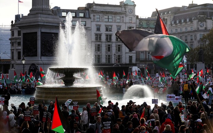 Demo<em></em>nstrators gathered in Trafalgar Square last weekend to protest in solidarity with Palestinians in Gaza