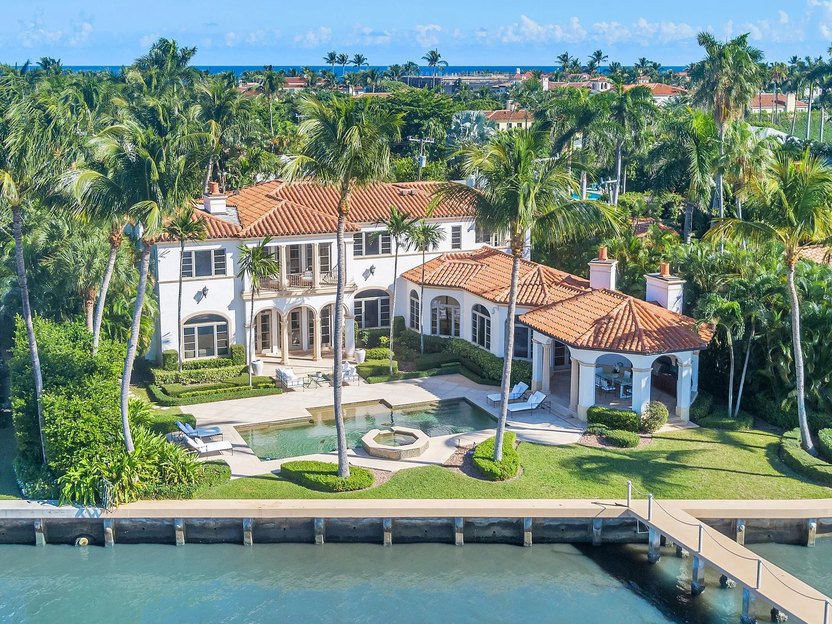 Realtor.com - 10 Via Vizcaya 1