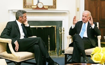 Cloo<em></em>ney meets Mr Biden in the White House in 2009