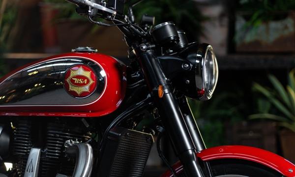 BSA Gold Star 650 1