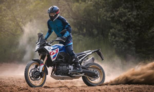 BMW F900 GS F900 GS Adventure launch carandbike editeed 3