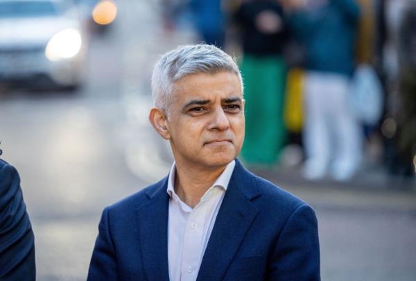 Lo<em></em>ndon Mayor Sadiq Khan said a Sphere in the eastern part of the city would be “bulky, unduly dominant and incongruous.”