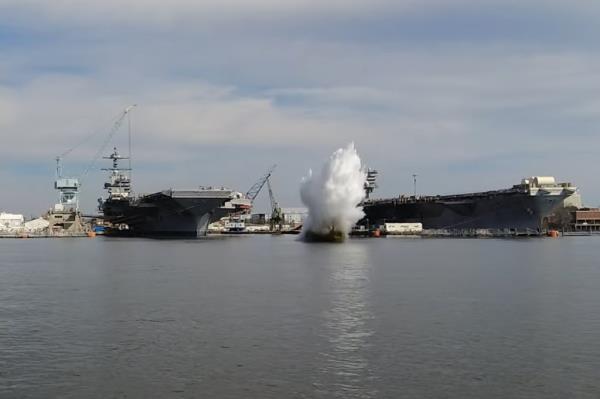 The shipbuilder's families wrote messages of co<em></em>ngratulations on the first dead loads during the testing phase.