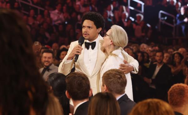 Meryl Streep surprises host Trevor Noah during his opening mo<em></em>nologue at the 66th Grammys Sunday night in LA.