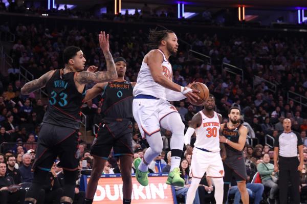 Jalen Brunson scored 20 of his 41 points in the fourth quarter of the Knicks' win.