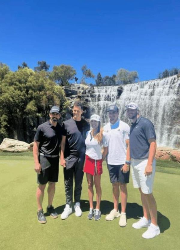 A civil lawsuit filed against Sara Jacqueline King said she used her celebrity co<em></em>nnections to impress her investors. The suit included this shot of King with NFL stars Aaron Rodger, Tom Brady and Patrick Mahomes.