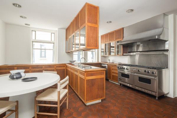 Interior of the kitchen. 