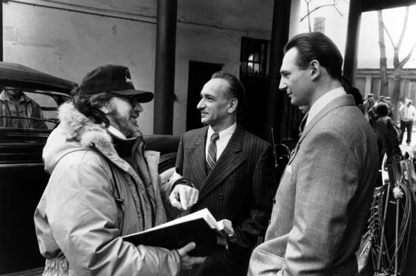 Steven Spielberg, Ben Kingsley and Liam Neeson on the set of 