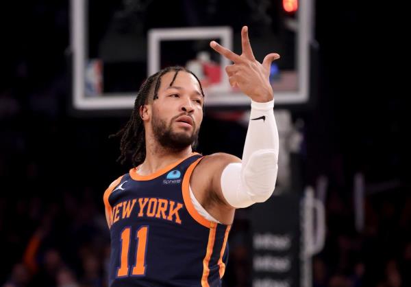 New York Knicks guard Jalen Brunson (11) reacts after hitting a three point shot during the first half when the New York Knicks played the Detroit Pistons