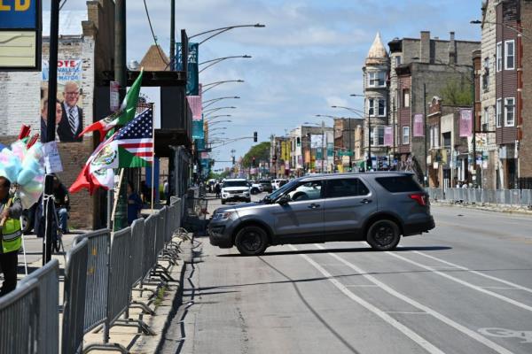 Police on scene at S Washtenaw Avenue and W Cermak Road wher<em></em>e two gangs reportedly exchanged gunfire during the Cinco de Mayo Parade in Chicago, Illinois, May 5, 2024