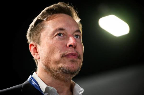 Elon Musk violated employee co<em></em>ntracts by withholding promised bonuses, a federal judge ruled on Friday.