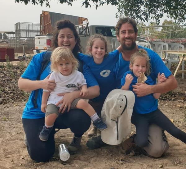 Tamar Kedem-Siman Tov , her husband Yonatan, daughters Shachar and Arbel and son, Omer.