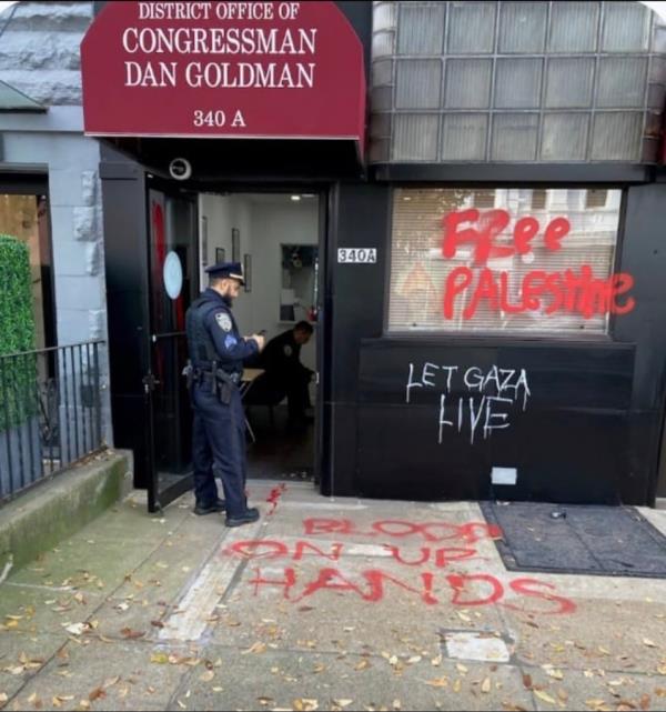 Vandalism to Rep. Dan Goldman's office shows messages 