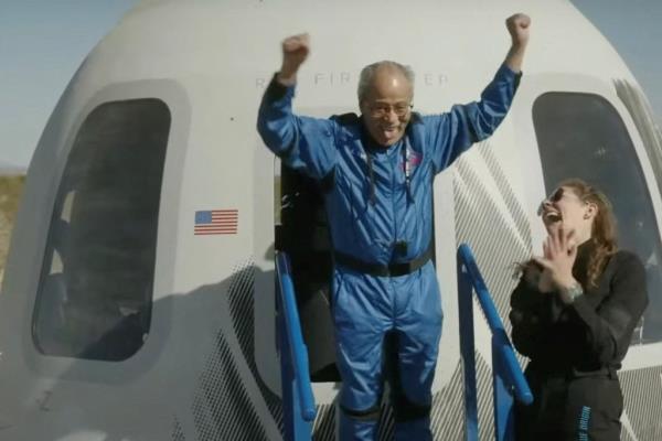 Dwight celebrating after landing at the Blue Origin ba<em></em>se near Van Horn, Texas after the space trip on May 19, 2024.