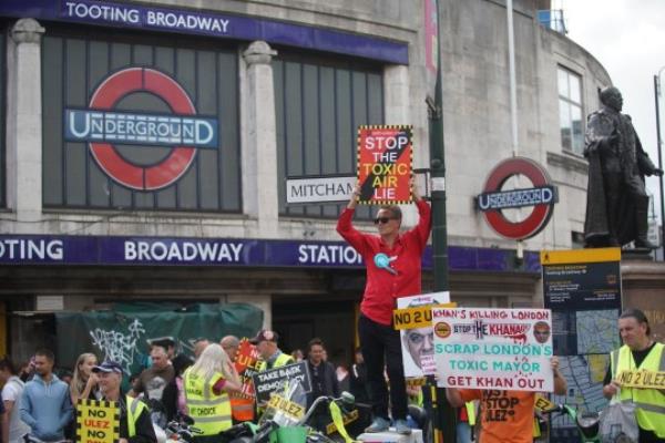 People take part in a protest against the proposed ultra-low emission zone (Ulez) expansion in Tooting, London. Mayor of Lo<em></em>ndon Sadiq Khan will extend the Ulez area to cover the whole of the capital from August 29. This means many more drivers of vehicles that do not meet minimum emissions standards will be liable for a daily ?12.50 fee. Picture date: Saturday August 26, 2023. PA Photo. See PA story PROTEST Ulez. Photo credit should read: Jeff Moore/PA Wire