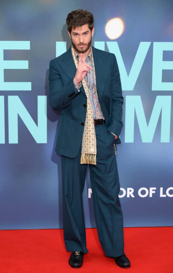 Andrew Garfield in a suit, attending the 'We Live in Time' Headline Gala at the 68th BFI Lo<em></em>ndon Film Festival in London.