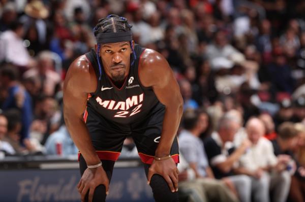 Jimmy Butler #22 of the Miami Heat looks on during the game against the Los Angeles Lakers on December 4, 2024 at Kaseya Center in Miami, Florida.