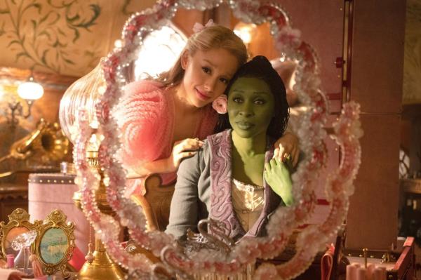 Ariana Grande and Cynthia Erivo in 