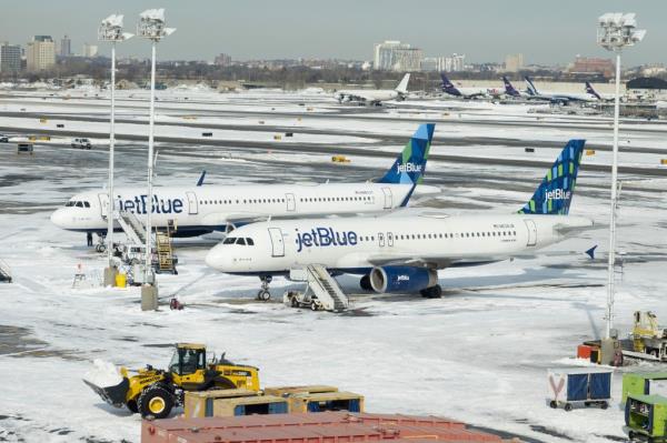 Parts of New York and New Jersey may get hit by a winter storm just ahead of Thanksgiving holiday travel.