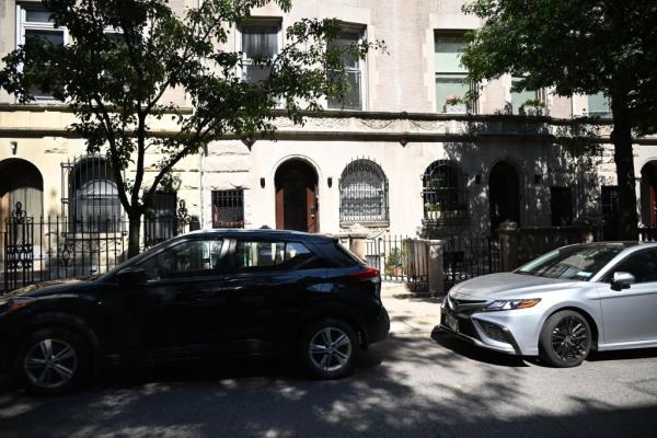 The FBI raids the Hamilton Heights home of First Deputy Mayor Sheena Wright in Manhattan.