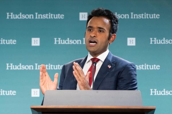 Republican presidential candidate Vivek Ramaswamy speaks on 