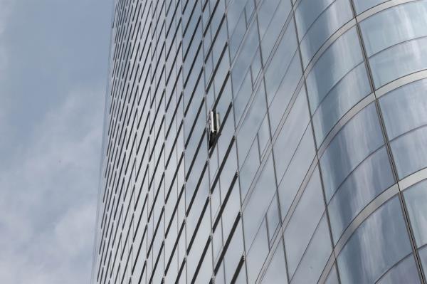 Pictured is the building wher<em></em>e a man jumped to his death in lower Manhattan.