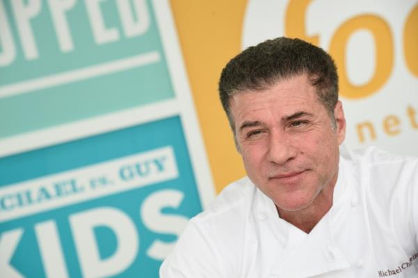 Celebrity chef and Food Network icon  Michael Chiarello has reportedly died at the age of 61 on Friday after reportedly suffering an allergic reaction. 