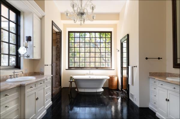 One of 5.5 bathrooms.