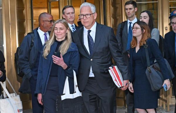 Graham Chase Robinson (center) accused her former boss Robert De Niro of calling her a 