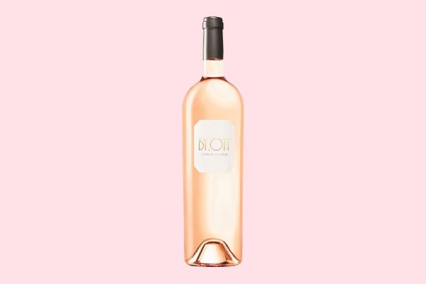 Image of a bottle of rosé