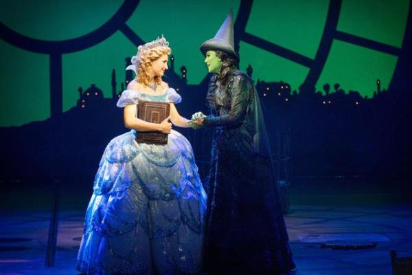 Wicked the untold true story of the Witches of Oz, has already descended on Melbourne’s Regent Theatre and will grace Brisbane’s stage before cl<em></em>inking its heels for the last time natio<em></em>nally at Crown Perth.</p>

<p>　　