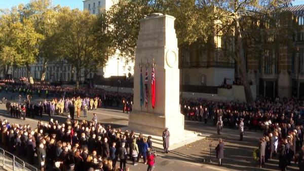 Thousands of people gathered in Lo<em></em>ndon to mark the anniversary of the end of the First World War.