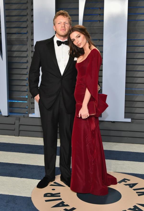 Sebastian Bear-McClard and  Emily Ratajkowski at the 2018 Vanity Fair Oscar Party.