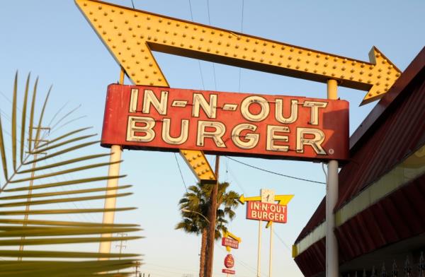 In-N-Out sign