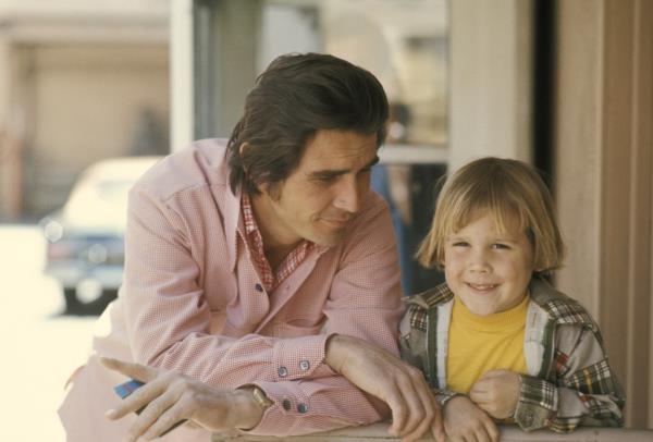 James Brolin and Josh Brolin in 1973