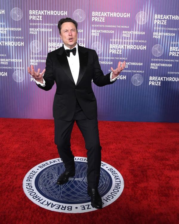  Elon Musk arrives at the 10th Annual Breakthrough Prize Ceremony at Academy Museum of Motion Pictures on April 13, 2024 in Los Angeles, California.