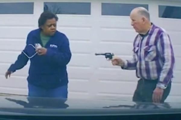 William Brock pointing a gun at Uber driver Loletha Hall