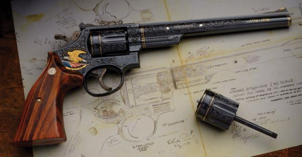 Elvis Presley's revolver