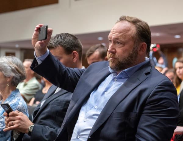 Jones, 50, let the 10-second scream rip after alleging, without providing evidence, that his site was under attack by federal authorities who were planning to raid his Austin, Texas studio.