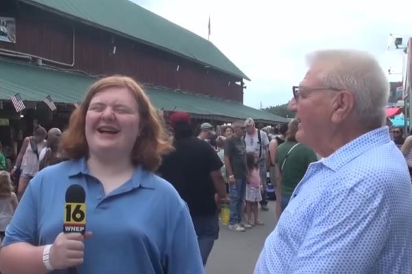 Ritter, who is a few feet faller with hair that is several inches longer, couldn’t help but crack a smile during the reenactment.